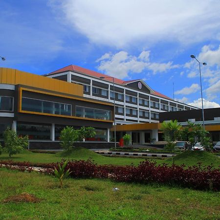 Sutanraja Hotel Kotamobagu Екстер'єр фото