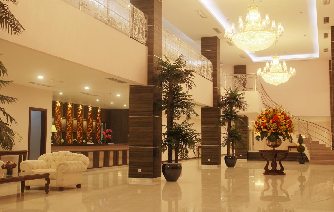 Sutanraja Hotel Kotamobagu Екстер'єр фото